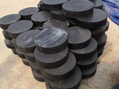 肃北县板式橡胶支座由若干层橡胶片与薄钢板经加压硫化